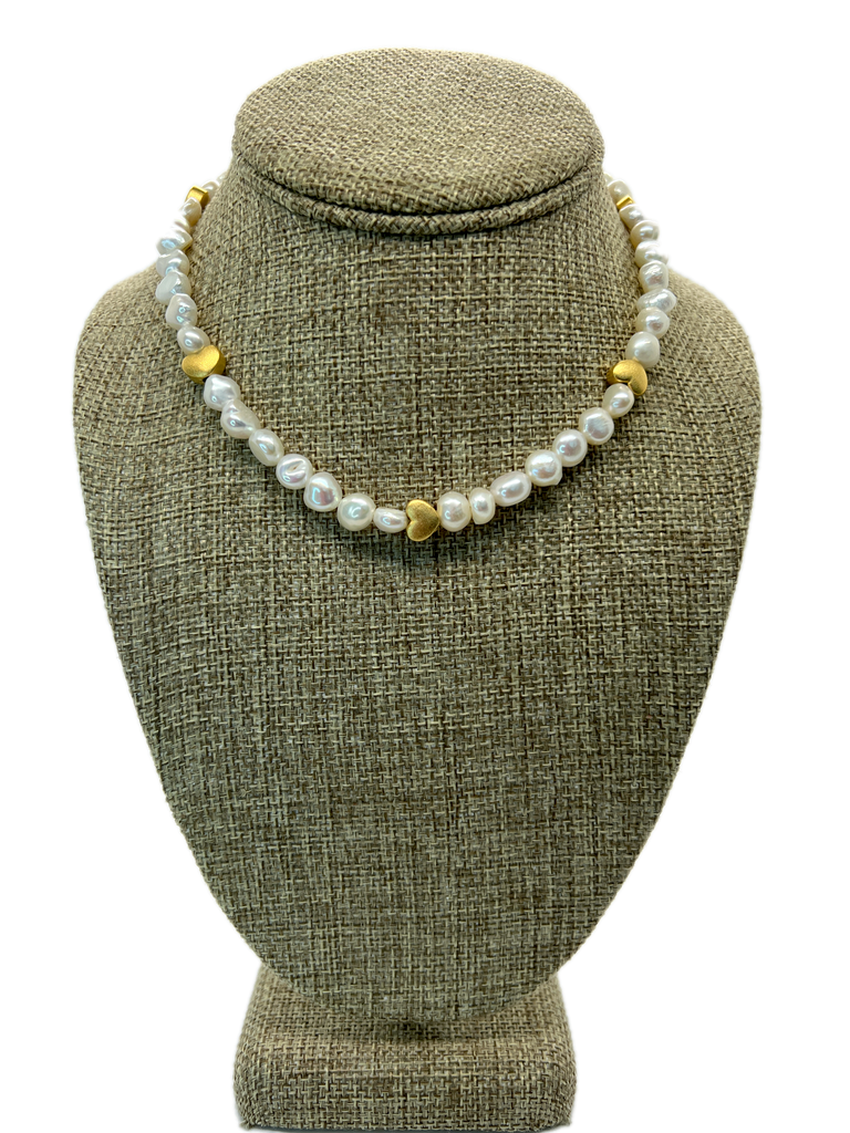 Pearl and hearts necklace